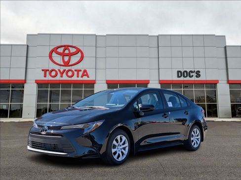 New 2026 Toyota Corolla LE image 1