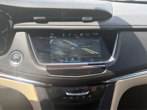 Used 2019 Cadillac XT5 Luxury FWD image 13