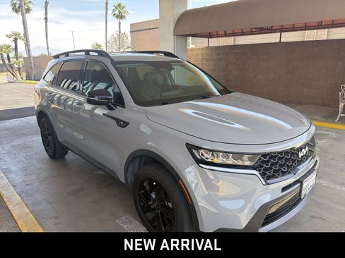 Used 2022 Kia Sorento S image 3
