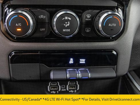 Used 2022 RAM 1500 Big Horn AWD/4WD image 29