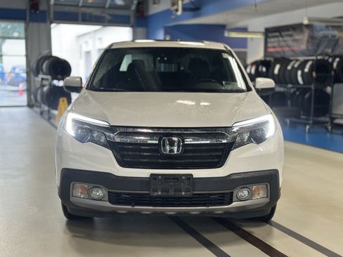 Used 2020 Honda Ridgeline RTL-E image 2