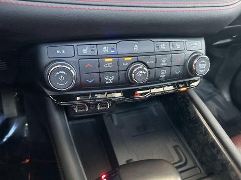 Used 2024 Dodge Durango R/T AWD/4WD image 51