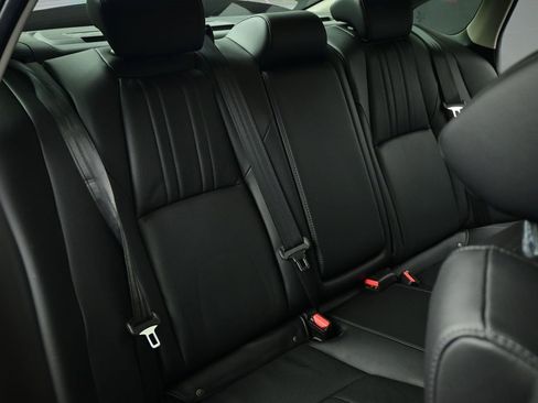 Used 2022 Honda Accord Touring image 35