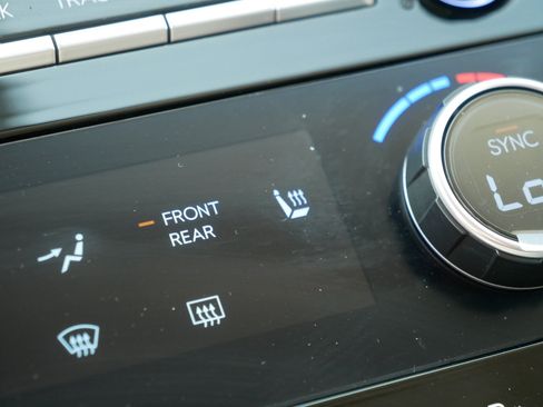 Used 2024 Hyundai Santa Fe SEL AWD/4WD image 28