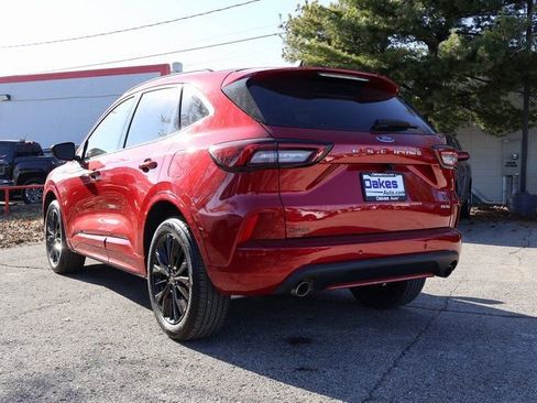 Used 2023 Ford Escape ST-Line Elite image 5