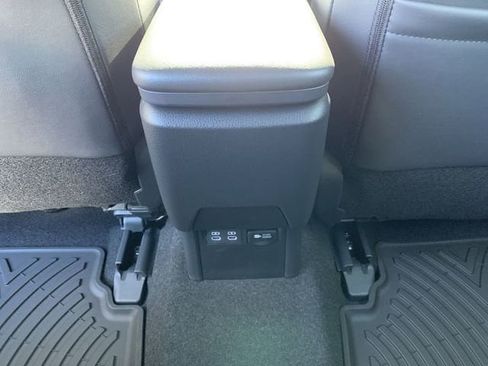 New 2026 Toyota Prius Plug-In Hybrid FWD image 32