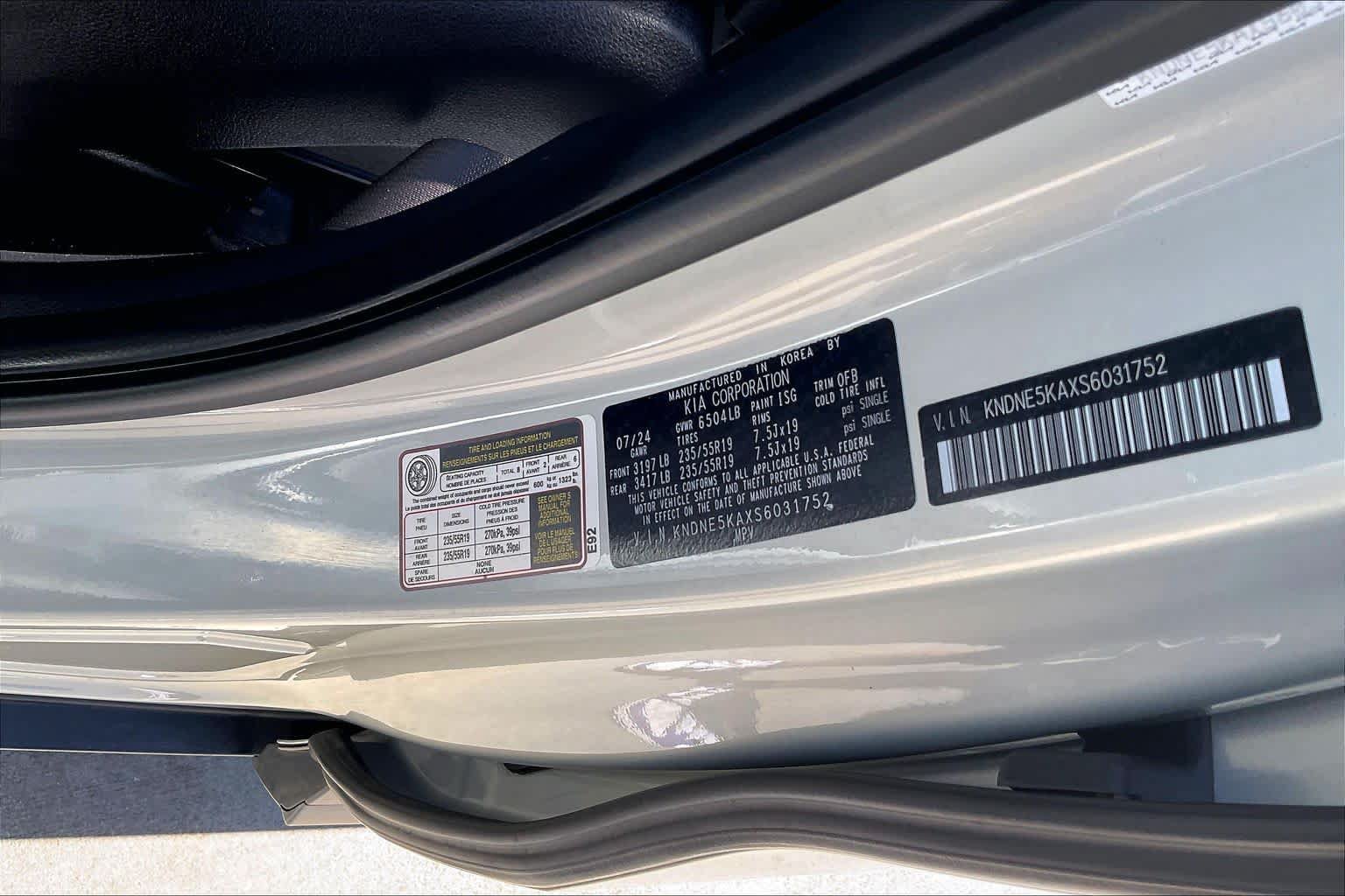 Used 2025 Kia Carnival SX Prestige FWD image 33