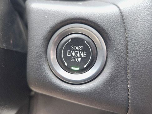 Used 2022 Chevrolet Tahoe LT w/ Luxury Package image 52