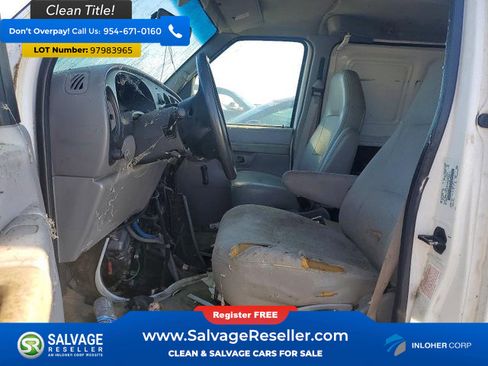 Used 2002 Ford E-150 and Econoline 150 RWD image 9