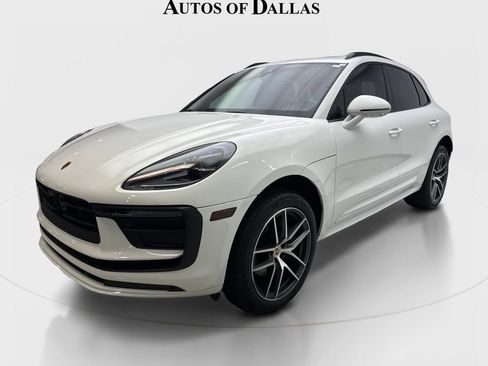 Used 2024 Porsche Macan AWD/4WD image 2