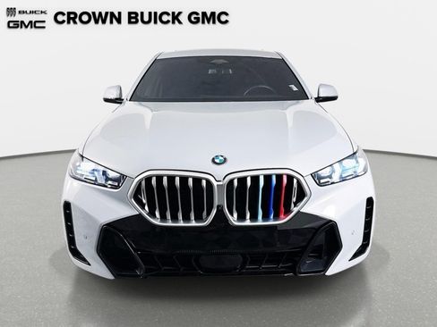 Used 2025 BMW X6 xDrive40i AWD/4WD image 2