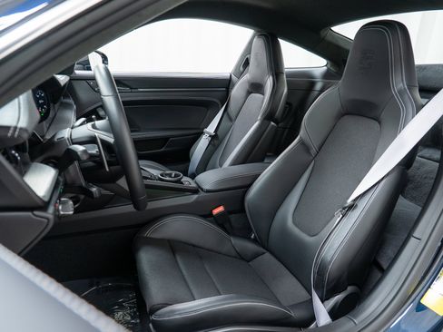 Used 2022 Porsche 911 GT3 image 20