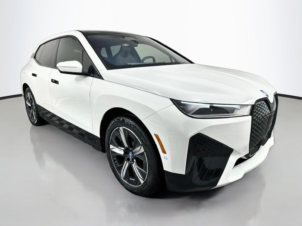 Certified 2024 BMW iX xDrive50 w/ Premium Package AWD/4WD image 3
