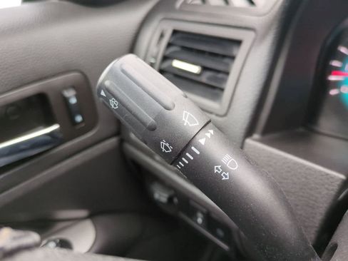 Used 2010 Ford Fusion Sport image 27