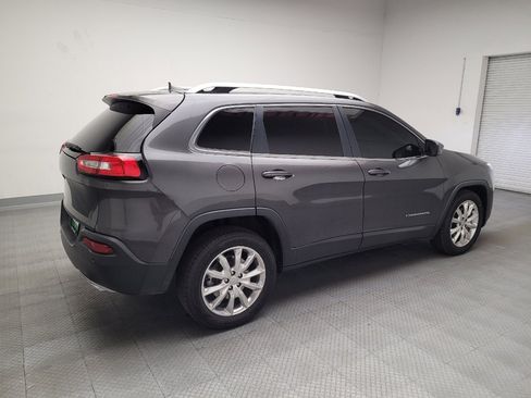 Used 2016 Jeep Cherokee Limited image 10
