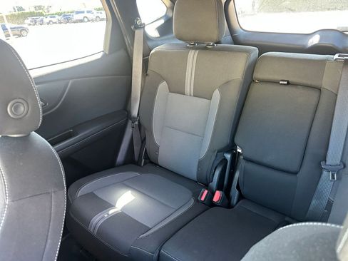 Used 2025 Chevrolet Blazer LT image 39