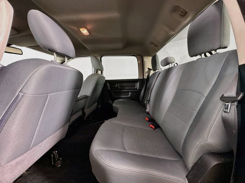 Used 2018 RAM 1500 Express w/ Express Value Package RWD image 22