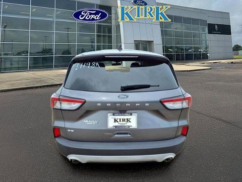 Certified 2022 Ford Escape SE w/ Convenience Package FWD image 4