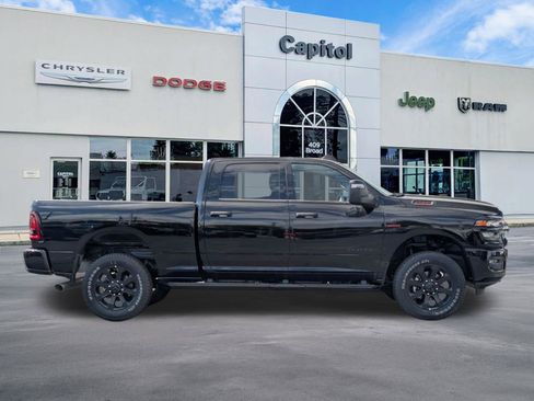 New 2026 RAM 2500 Big Horn AWD/4WD image 2