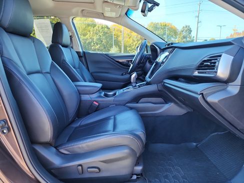 Used 2022 Subaru Outback Limited image 16