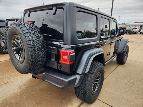 New 2025 Jeep Wrangler Unlimited Rubicon w/ XTREMEE 35" Tire Package image 3
