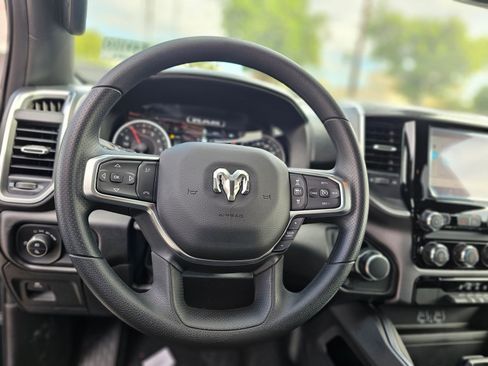 New 2026 RAM 1500 Express AWD/4WD image 24