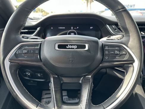 Used 2024 Jeep Grand Cherokee L Limited w/ Luxury Tech Group II image 22