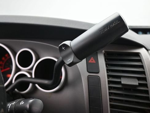 Used 2011 Toyota Tundra 4x4 Double Cab image 19