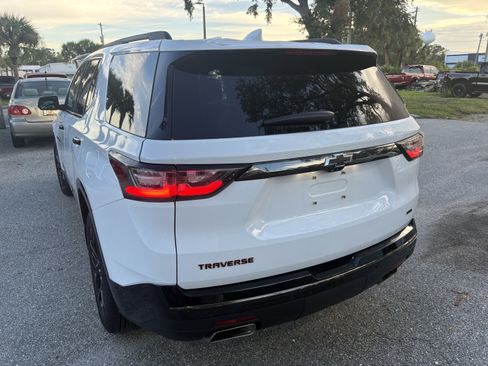 Used 2021 Chevrolet Traverse Premier w/ Redline Edition AWD/4WD image 5