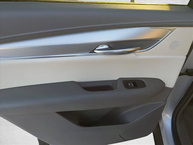 Used 2019 Cadillac XT5 Premium Luxury FWD image 8