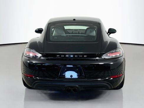 Certified 2018 Porsche 718 Cayman RWD image 10