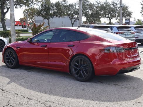 Used 2022 Tesla Model S image 11