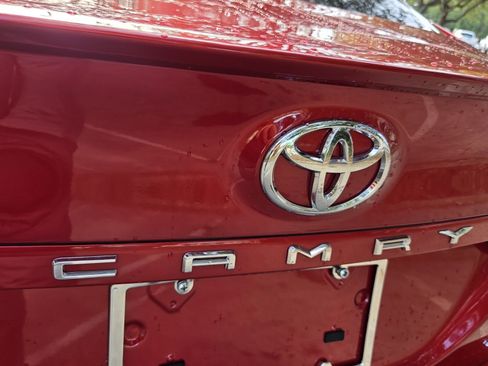 Used 2024 Toyota Camry SE w/ Convenience Package FWD image 18