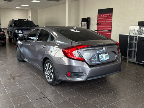 Used 2018 Honda Civic EX image 4
