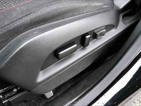 Used 2015 Chevrolet Equinox LT w/ Driver Convenience Package FWD image 35
