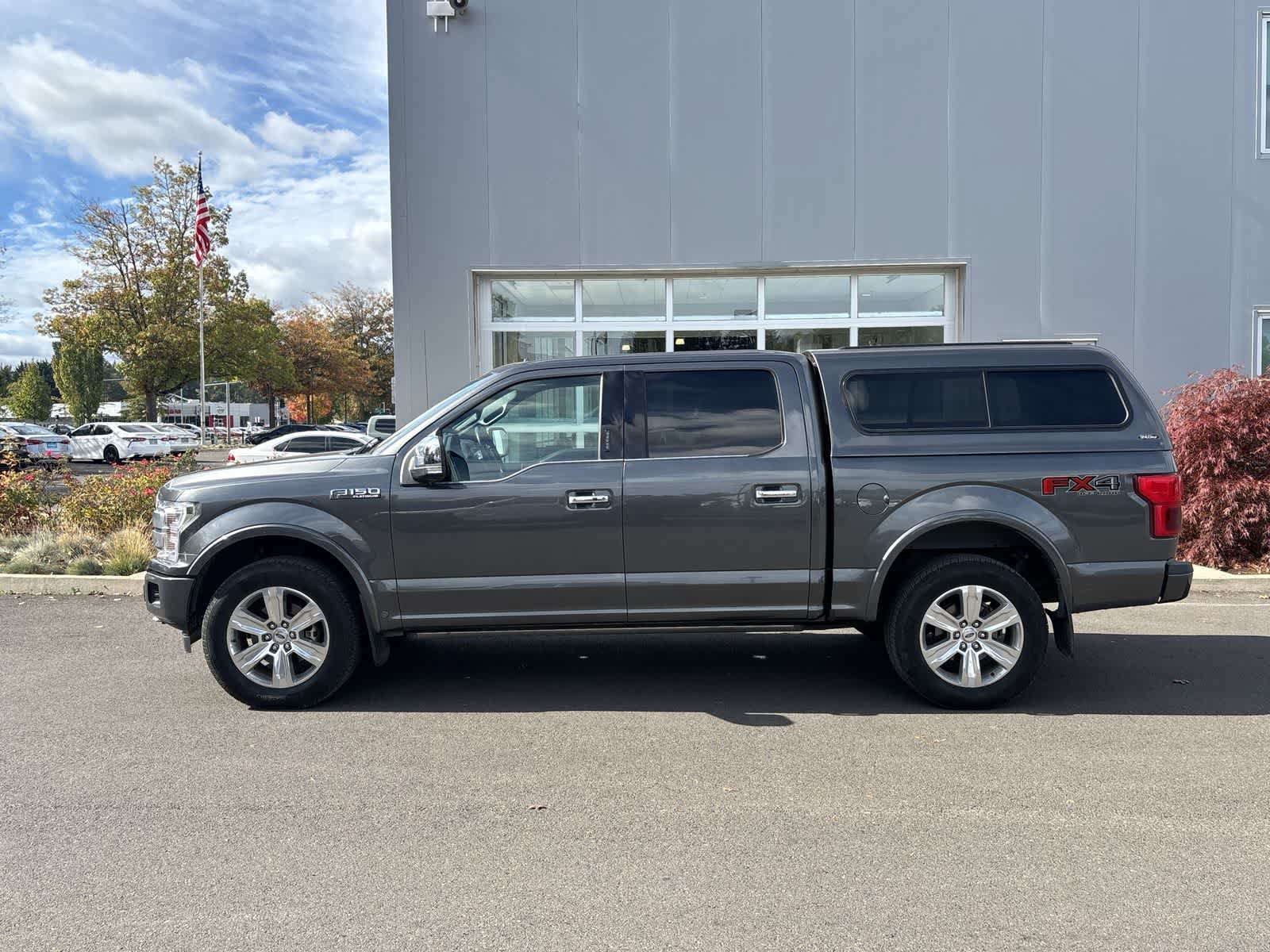 Used 2019 Ford F150 Platinum w/ Equipment Group 701A Luxury AWD/4WD image 2