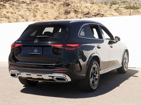 Used 2026 Mercedes-Benz GLC 300 image 10