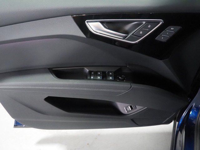 Used 2023 Audi Q4 e-tron Premium Plus w/ Premium Plus RWD image 53