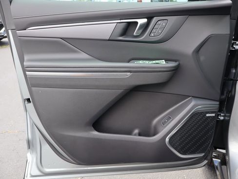 New 2025 Buick Enclave Sport Touring w/ Trailering Package, 5000 lbs. image 8