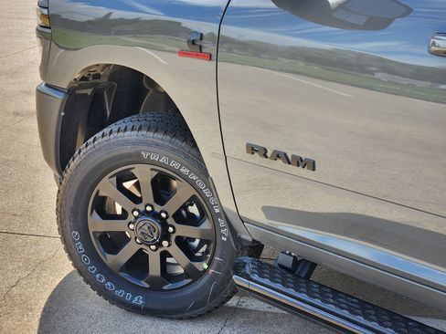 New 2026 RAM 2500 Laramie w/ Night Edition AWD/4WD image 17