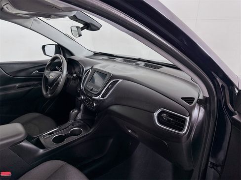 Used 2020 Chevrolet Equinox LT image 26