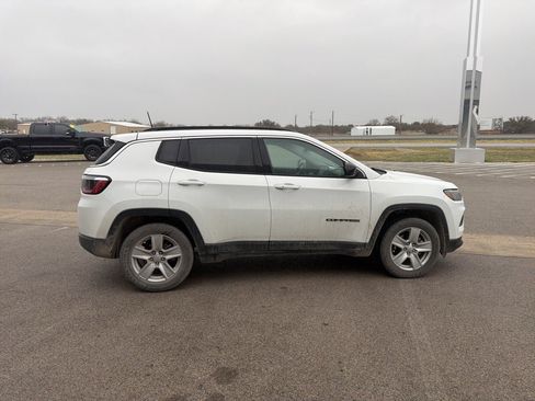 Used 2022 Jeep Compass Latitude w/ Convenience Group image 5