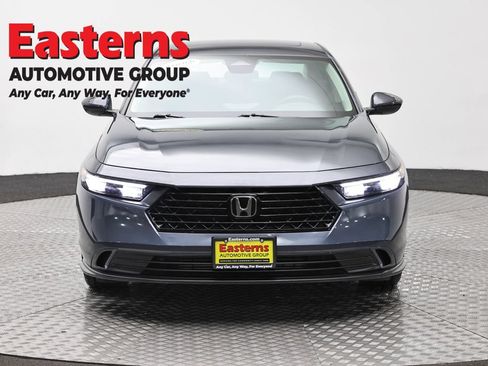 Used 2024 Honda Accord EX image 2