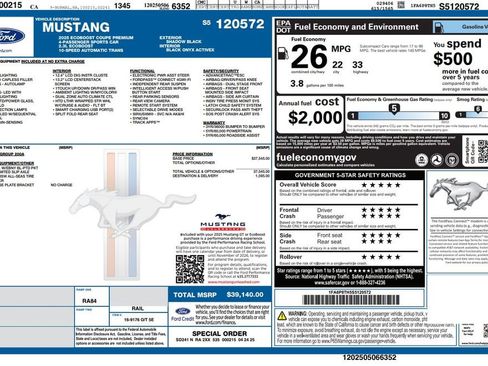 Used 2025 Ford Mustang Premium image 3