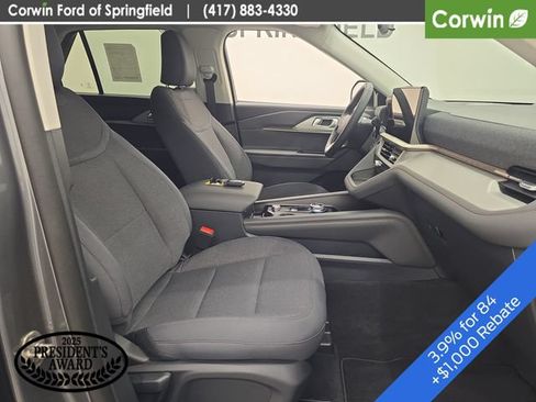 New 2026 Ford Explorer Active AWD/4WD image 11