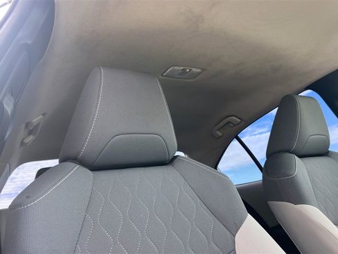 Certified 2022 Toyota Corolla LE w/ Carpet Mat Package (TMS) image 18