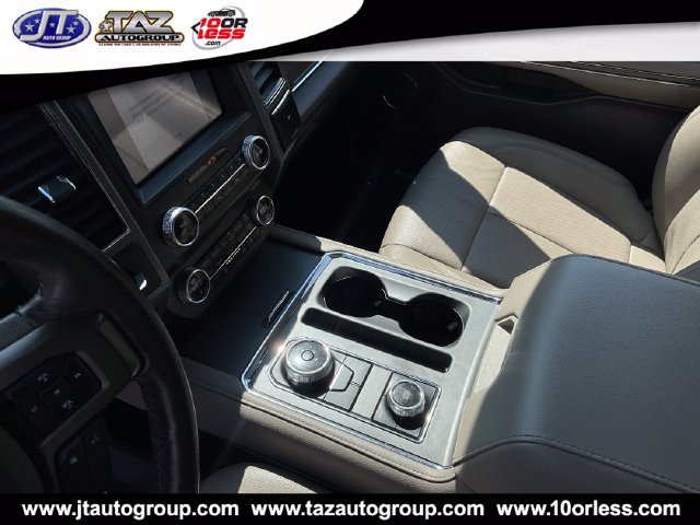 Used 2020 Ford Expedition XLT w/ Equipment Group 202A AWD/4WD image 25