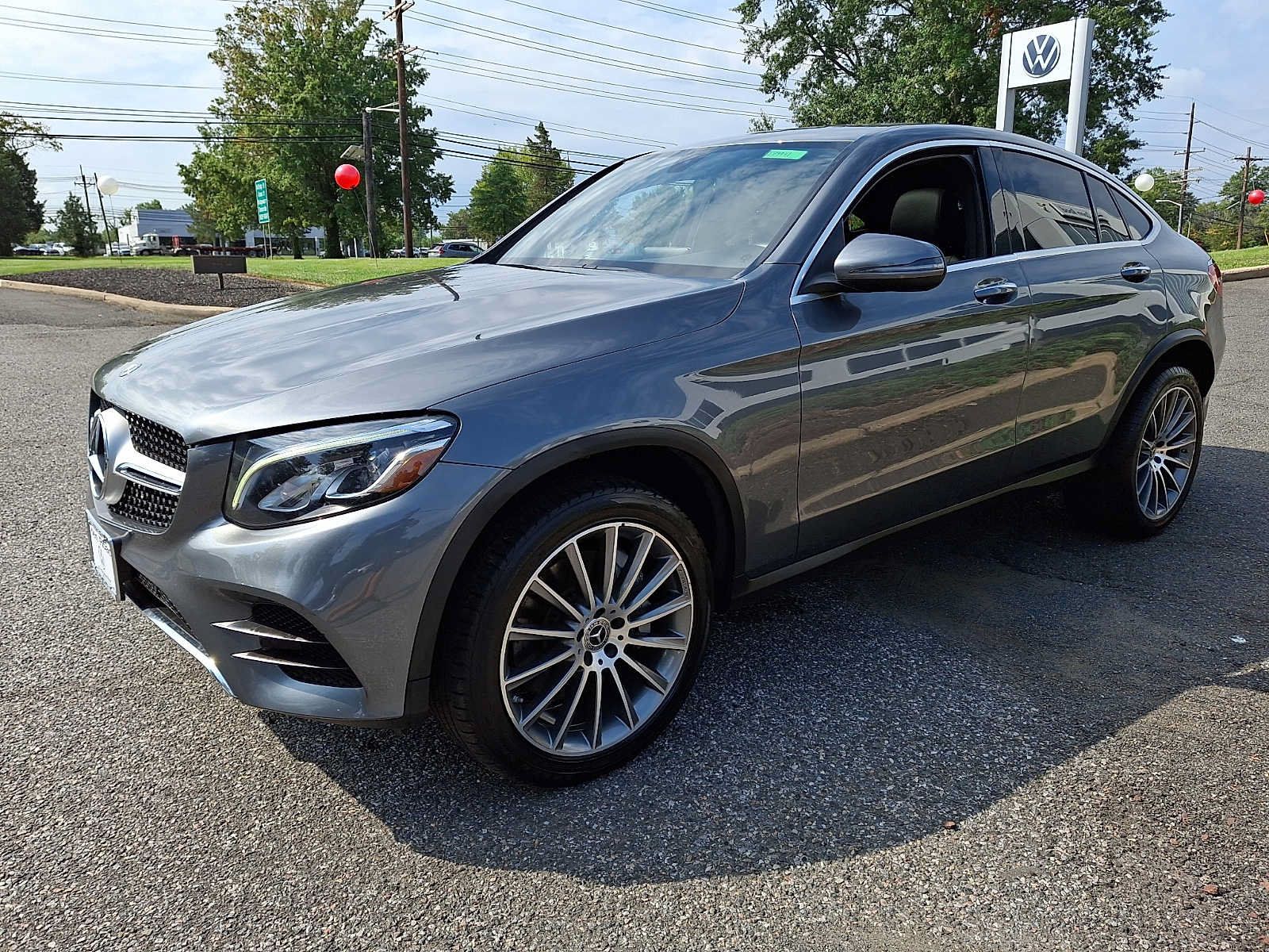 Used 2019 Mercedes-Benz GLC 300 4MATIC Coupe image 3