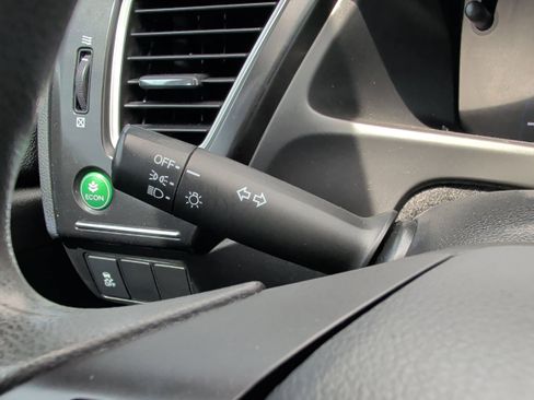 Used 2015 Honda Civic SE image 21