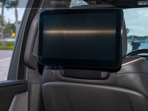 Used 2023 Cadillac Escalade V image 22